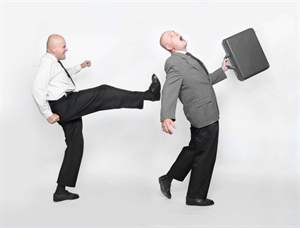 Boss-kick-fire-1-1073x818.jpg